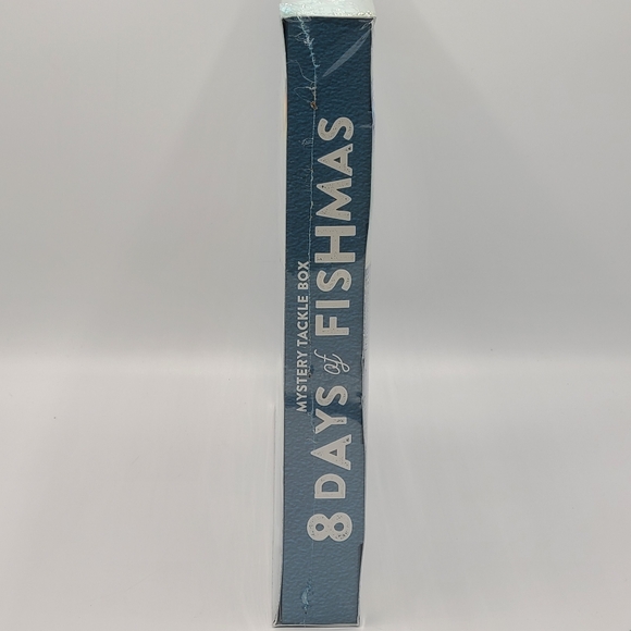 Catch Co. 8 Days of Fishmas Saltwater Fishing Advent Calendar Mystery Tackle Box - Picture 6 of 9